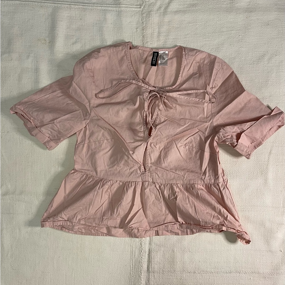 Divided Light Pink Blouse with Tie Detail
